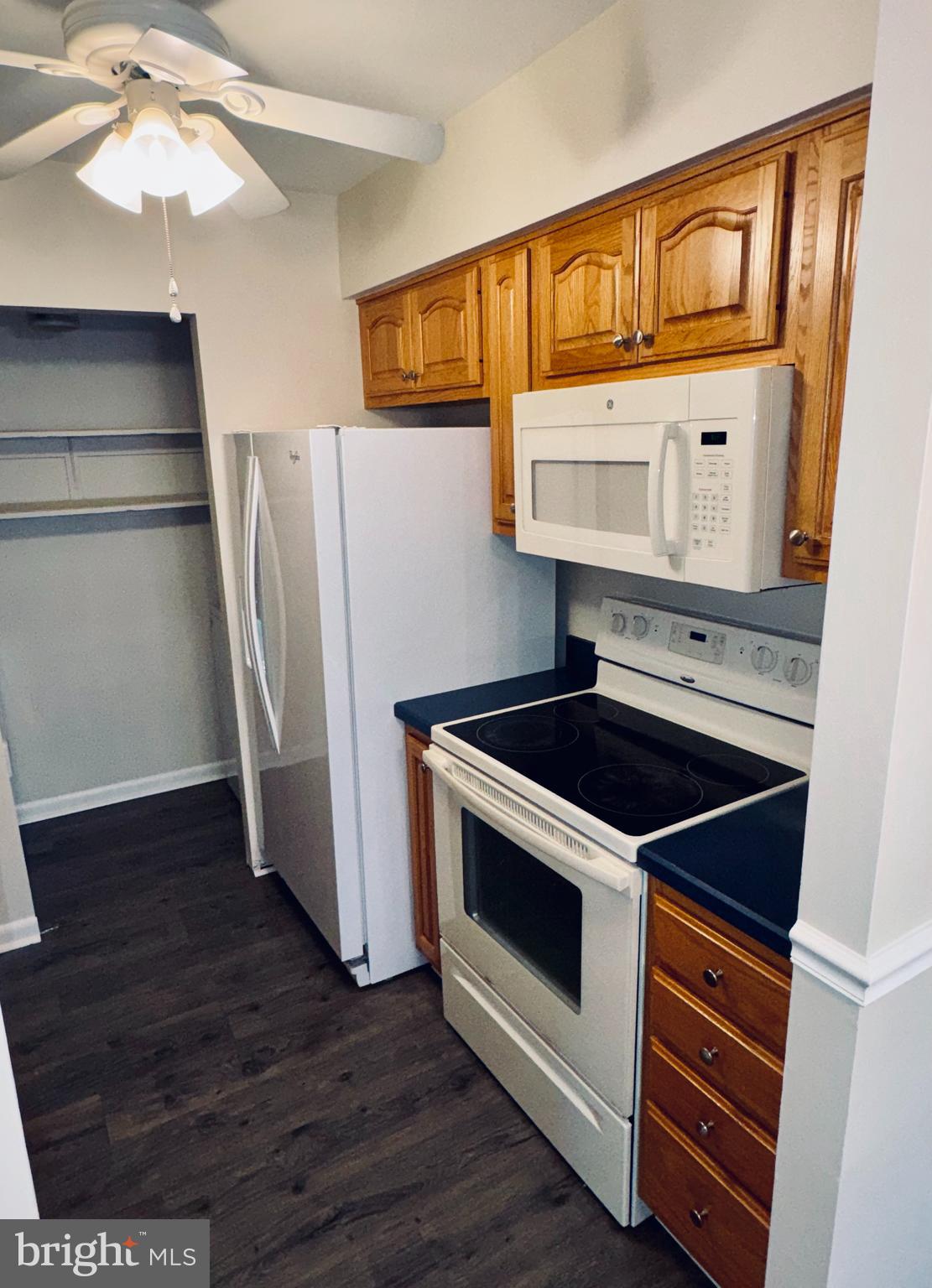 22 Fitzwatertown Road, Unit C12 Willow Grove, PA 19090 - Photo 7 of 24