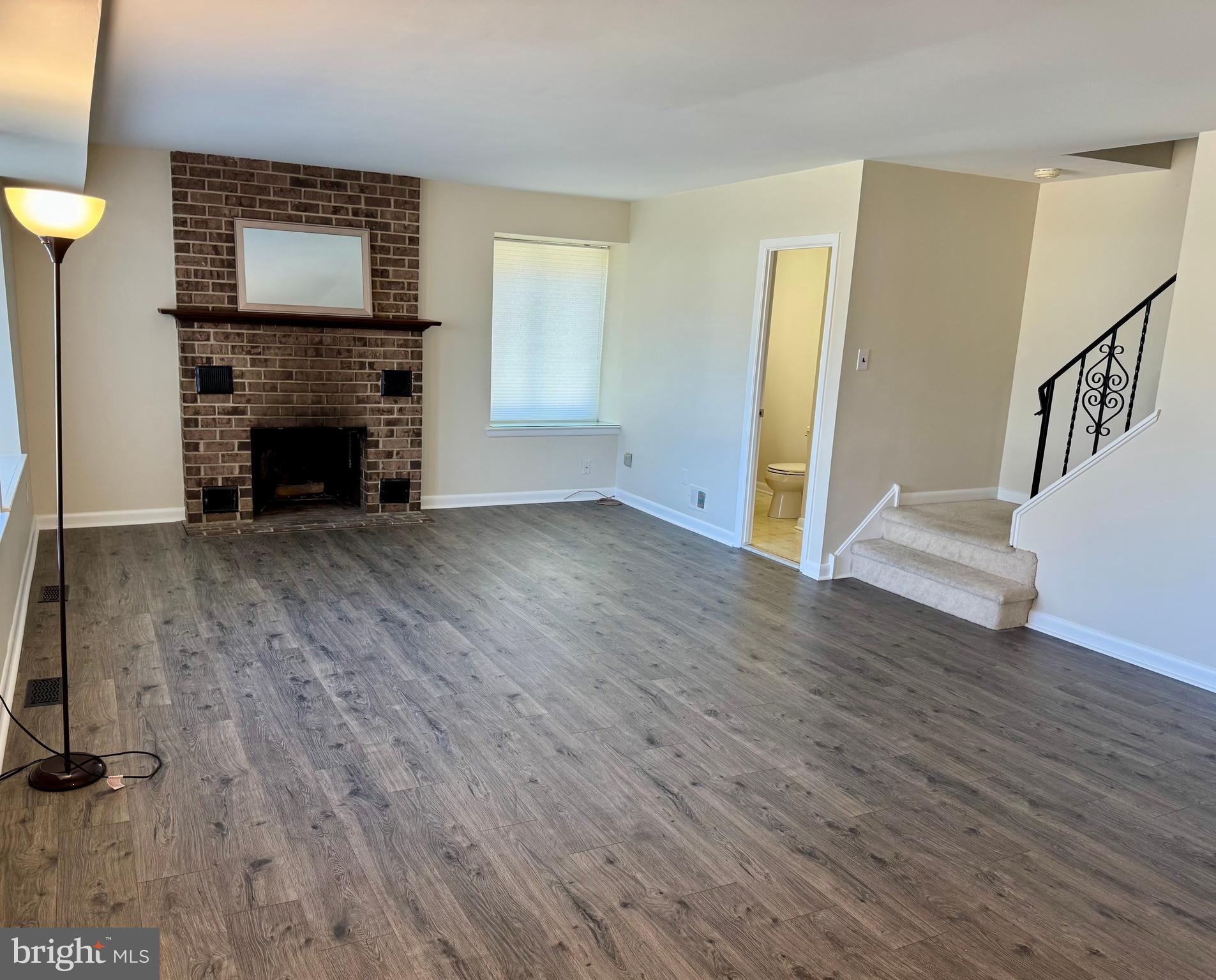 22 Fitzwatertown Road, Unit C12 Willow Grove, PA 19090 - Photo 10 of 24 Fireplace is non-working