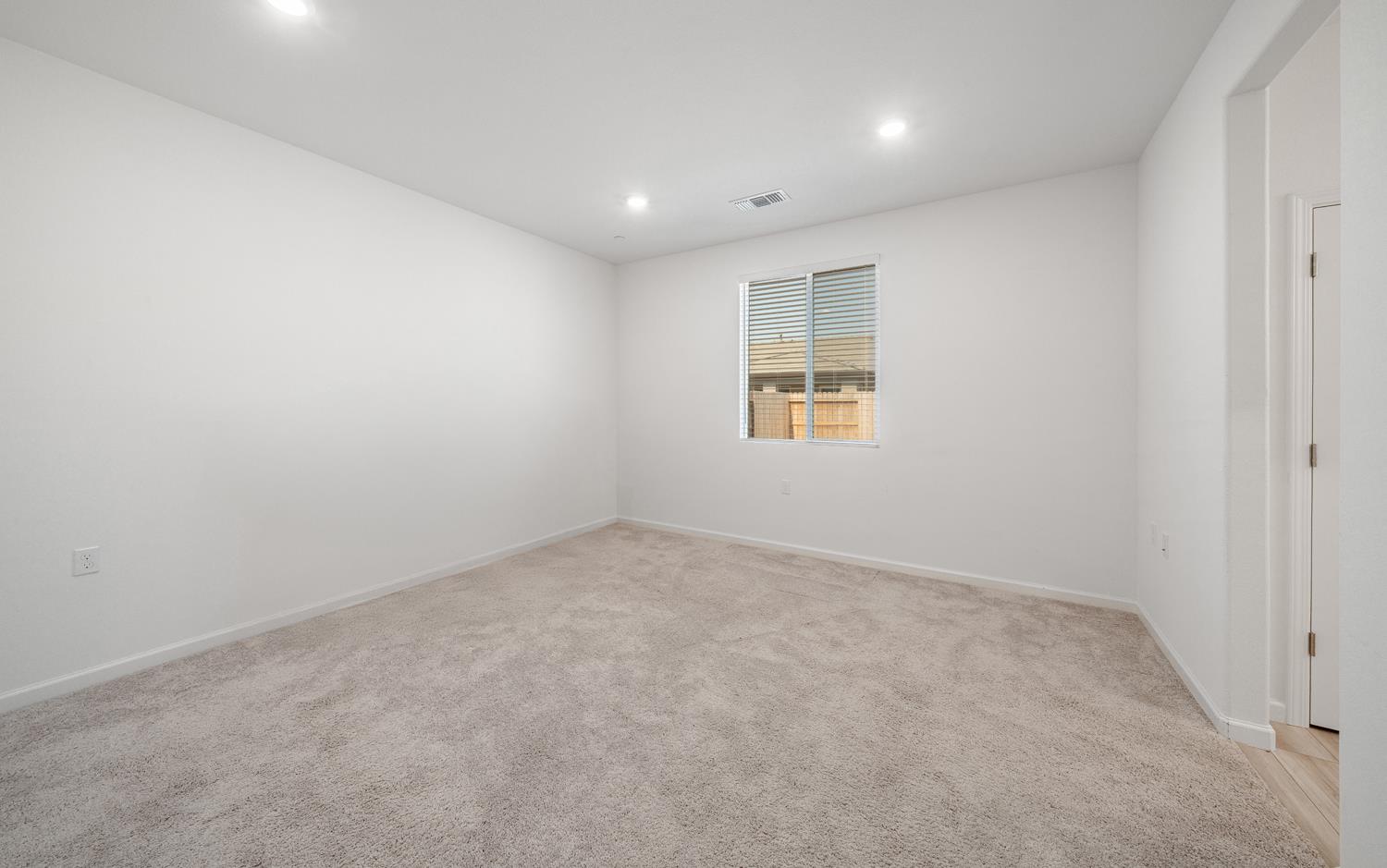 3302 Simental Avenue Clovis, CA 93619 - Photo 16 of 23