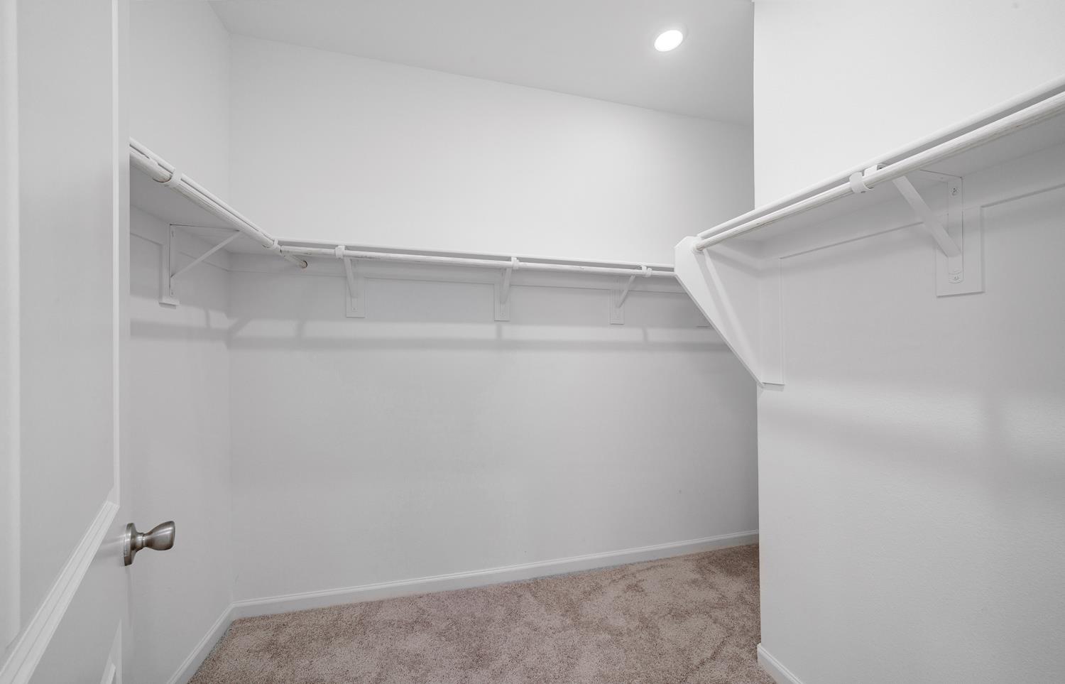 3302 Simental Avenue Clovis, CA 93619 - Photo 18 of 23