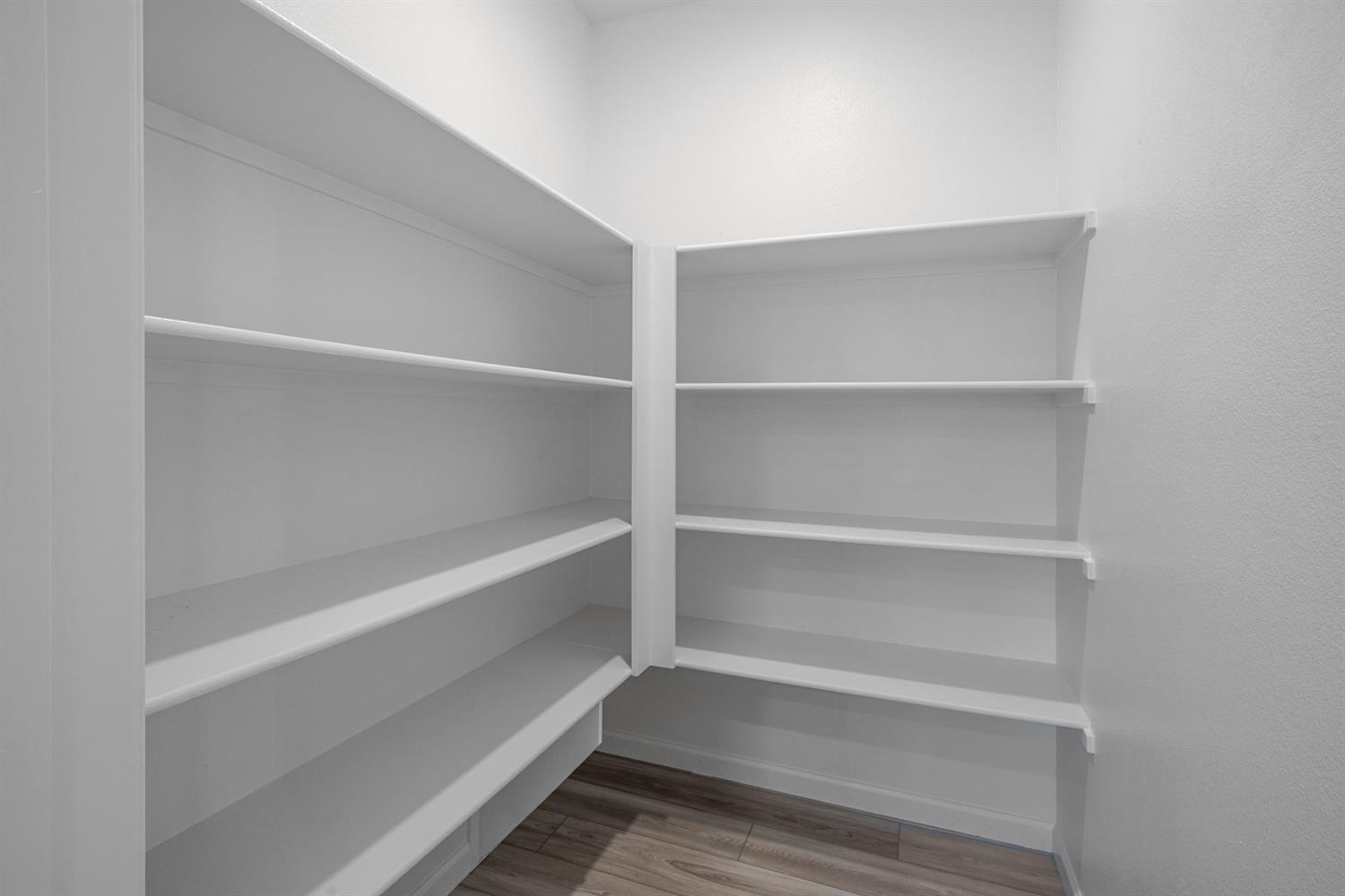 3302 Simental Avenue Clovis, CA 93619 - Photo 8 of 23