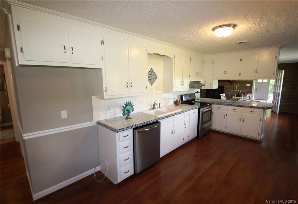 255 Goodman Road China Grove, NC 28023 - Photo 9 of 24 Gallery Image 9