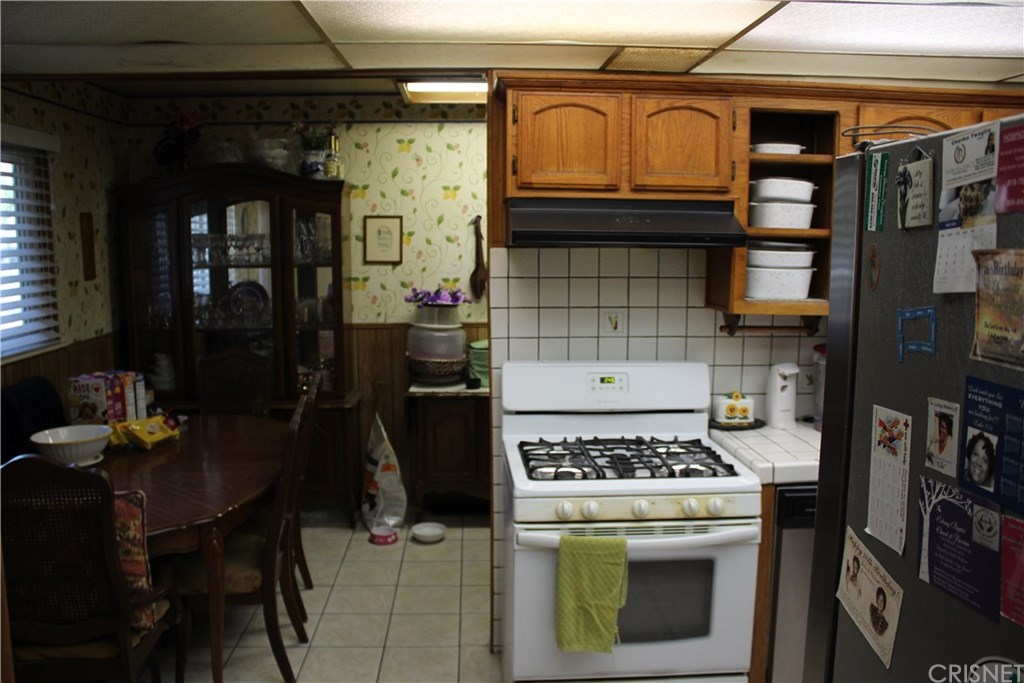 12962 Weidner Street Pacoima, CA 91331 - Photo 16 of 29