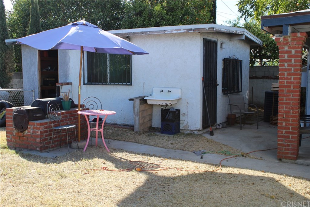 12962 Weidner Street Pacoima, CA 91331 - Photo 23 of 29
