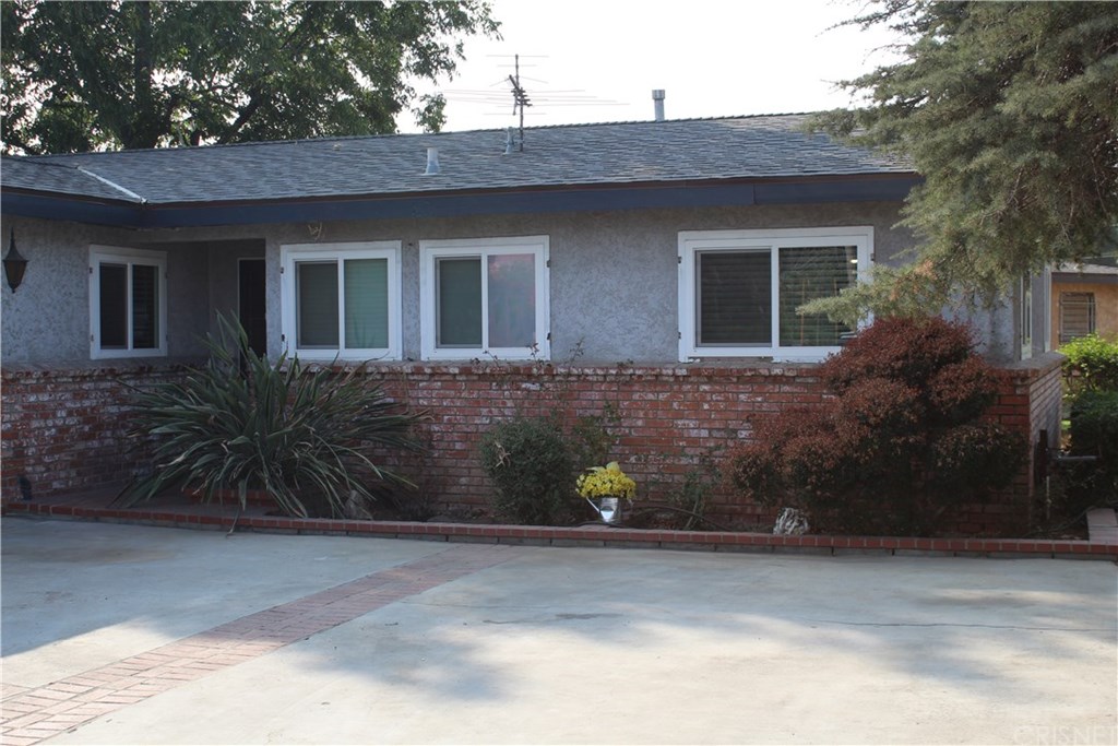 12962 Weidner Street Pacoima, CA 91331 - Photo 4 of 29