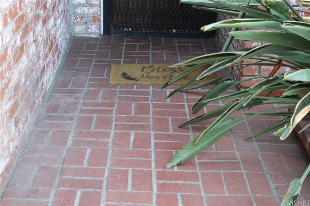 12962 Weidner Street Pacoima, CA 91331 - Photo 9 of 29