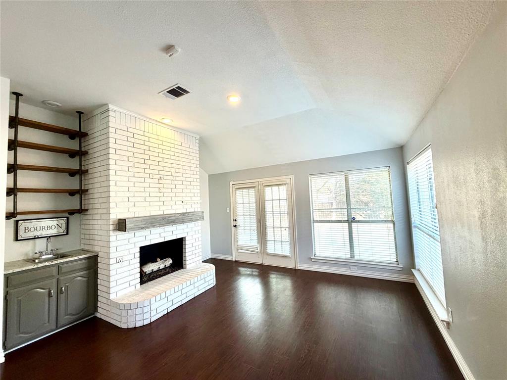 4232 Osborn Road Dallas, TX 75227 - Photo 6 of 22