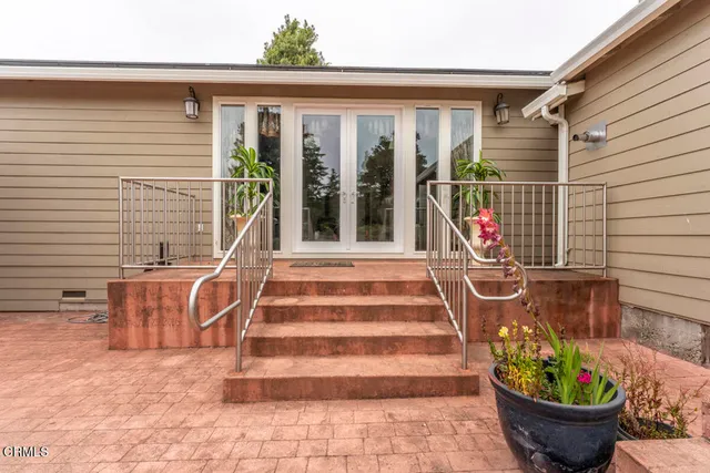 $1,200,000 | 18900 Porterfield Lane, Fort Bragg, CA 95437