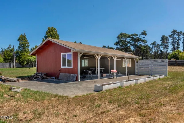 $1,200,000 | 18900 Porterfield Lane, Fort Bragg, CA 95437