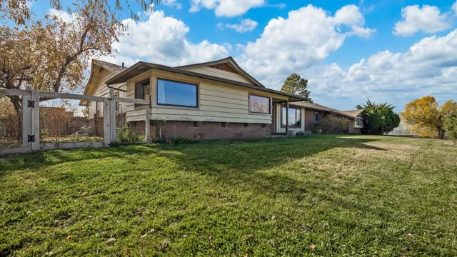 $950,000 | 3365 C Road, Palisade, CO 81526