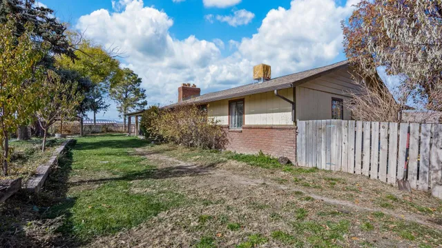 $950,000 | 3365 C Road, Palisade, CO 81526