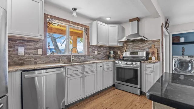 $950,000 | 3365 C Road, Palisade, CO 81526