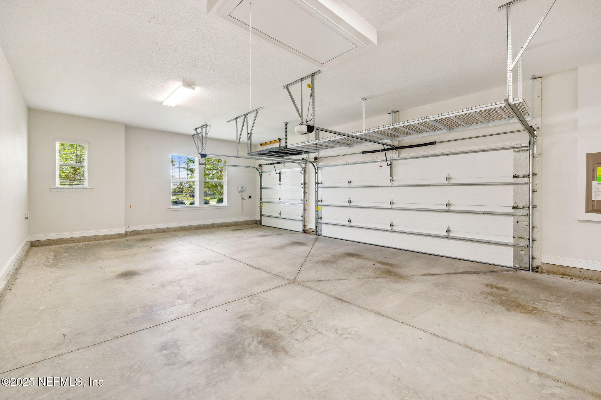 21 Mollusk Road St. Johns, FL 32259 - Photo 35 of 47 3 Car Garage