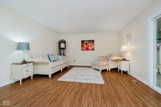 $250,000 | 509 West Hunters Drive, Unit A, Carmel, IN 46032