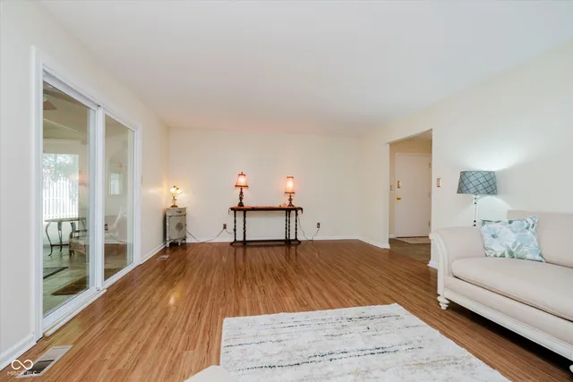 $250,000 | 509 West Hunters Drive, Unit A, Carmel, IN 46032