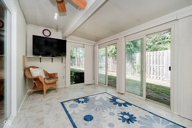 $250,000 | 509 West Hunters Drive, Unit A, Carmel, IN 46032