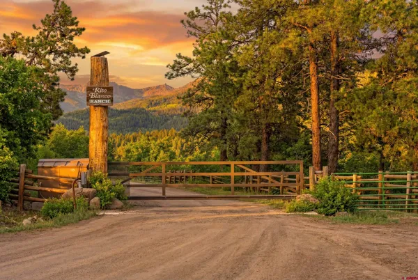$1,900,000 | 1051 Needles View Place, Pagosa Springs, CO 81147