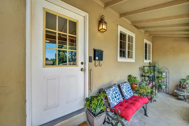 $569,000 | 2021 Mission Avenue, Carmichael, CA 95608