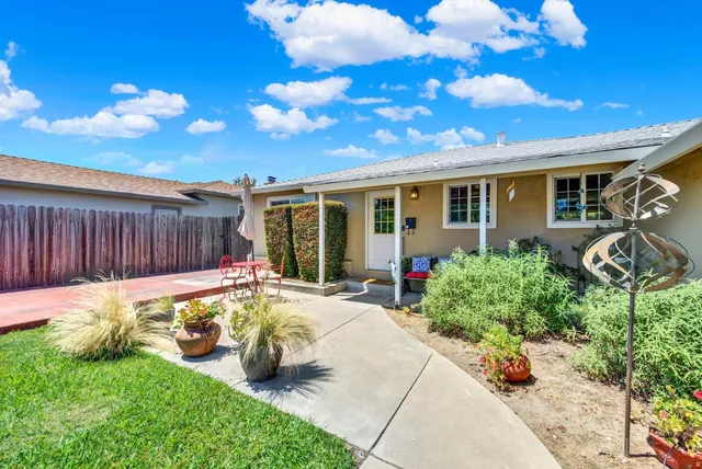 $569,000 | 2021 Mission Avenue, Carmichael, CA 95608