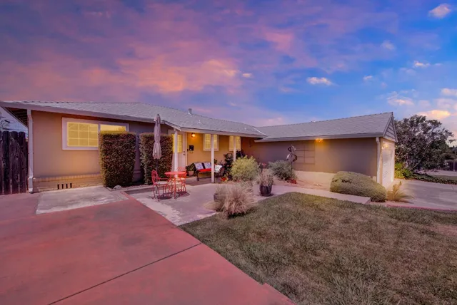 $569,000 | 2021 Mission Avenue, Carmichael, CA 95608