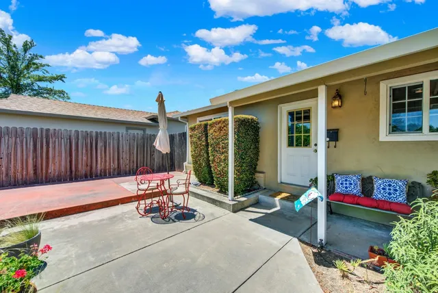 $569,000 | 2021 Mission Avenue, Carmichael, CA 95608