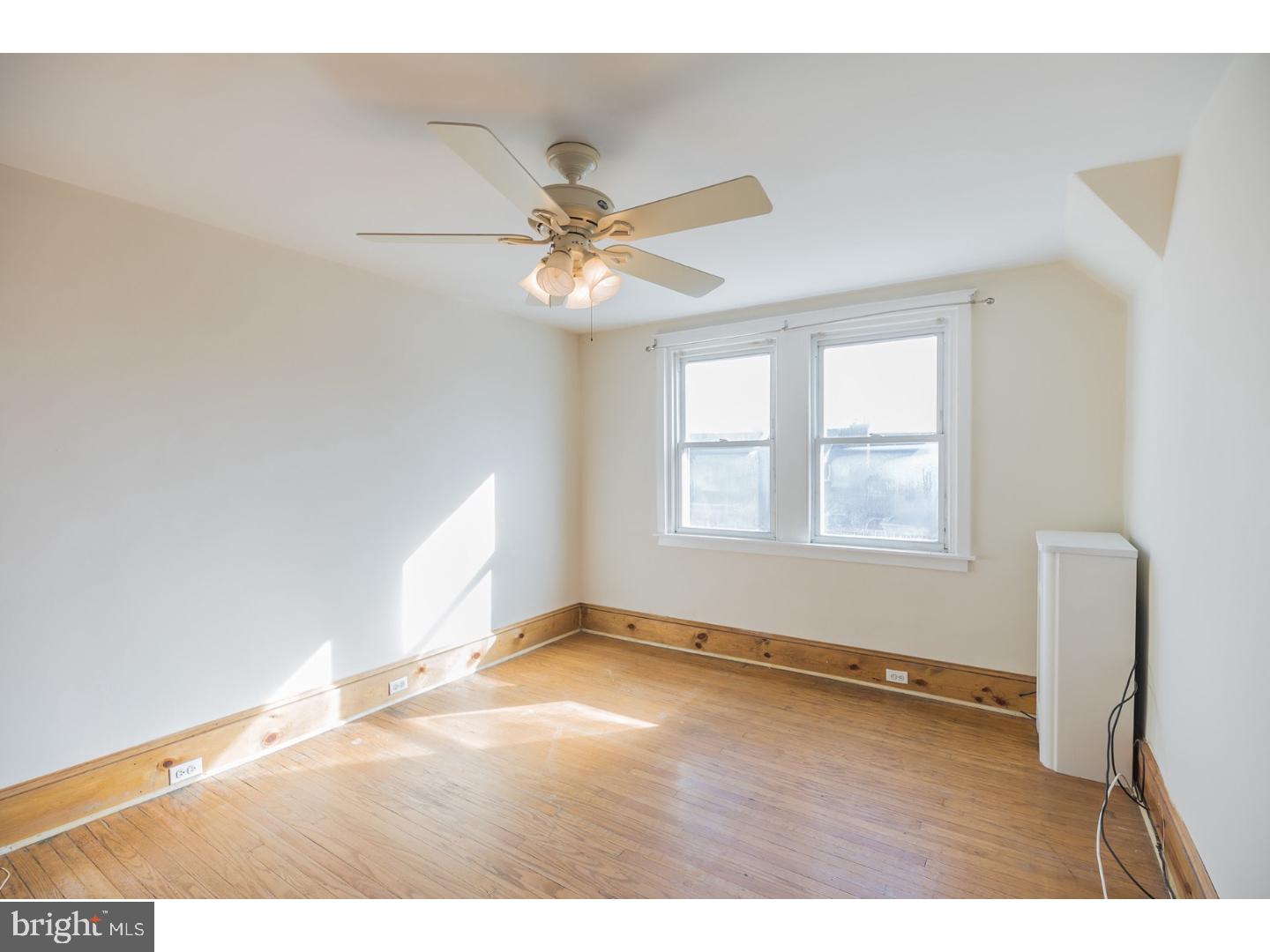 6613 Lotus Road Philadelphia, PA 19151 - Photo 22 of 25 Bedroom 2