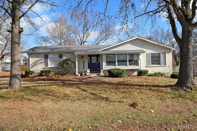 $350,000 | 16 Atwater Drive, St. Peters, MO 63376