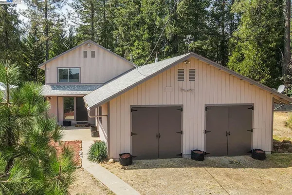 $309,000 | 230 Mary Avenue, Trinity Center, CA 96091
