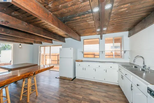 $309,000 | 230 Mary Avenue, Trinity Center, CA 96091