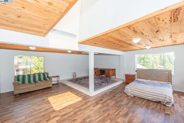 $309,000 | 230 Mary Avenue, Trinity Center, CA 96091