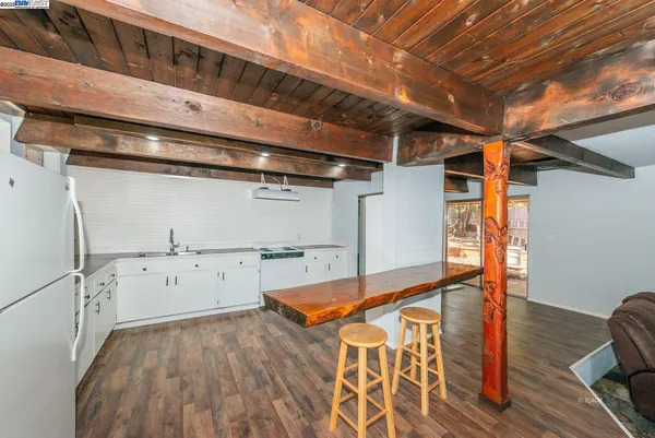 $309,000 | 230 Mary Avenue, Trinity Center, CA 96091