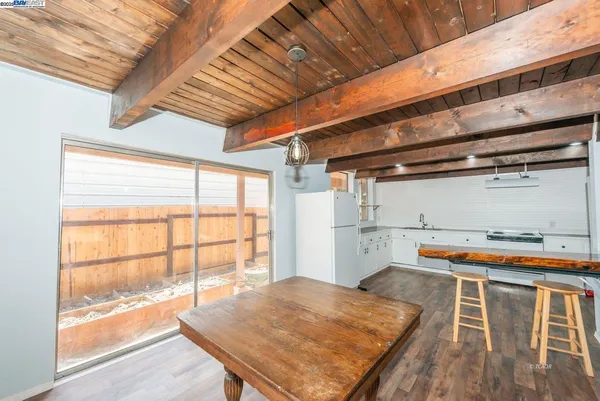 $309,000 | 230 Mary Avenue, Trinity Center, CA 96091