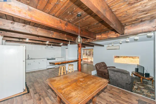 $309,000 | 230 Mary Avenue, Trinity Center, CA 96091