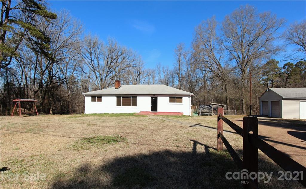 2601 Starnes Road Charlotte, NC 28214 - Photo 1 of 40 Gallery Image 1