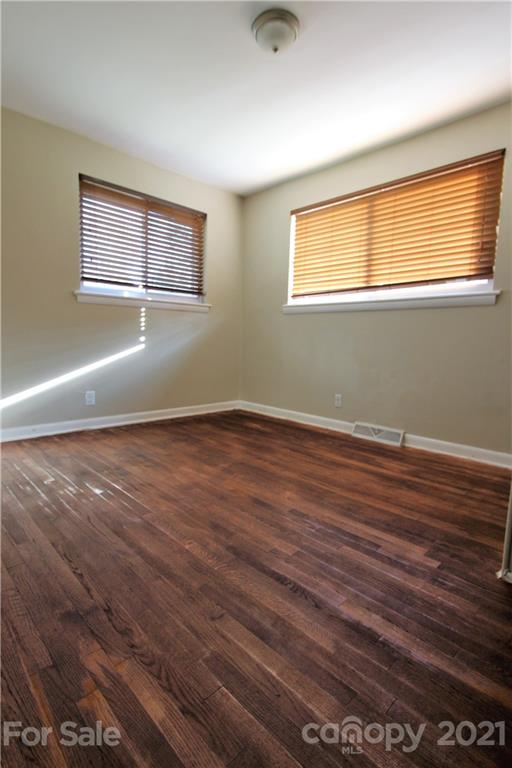 2601 Starnes Road Charlotte, NC 28214 - Photo 14 of 40 Gallery Image 14