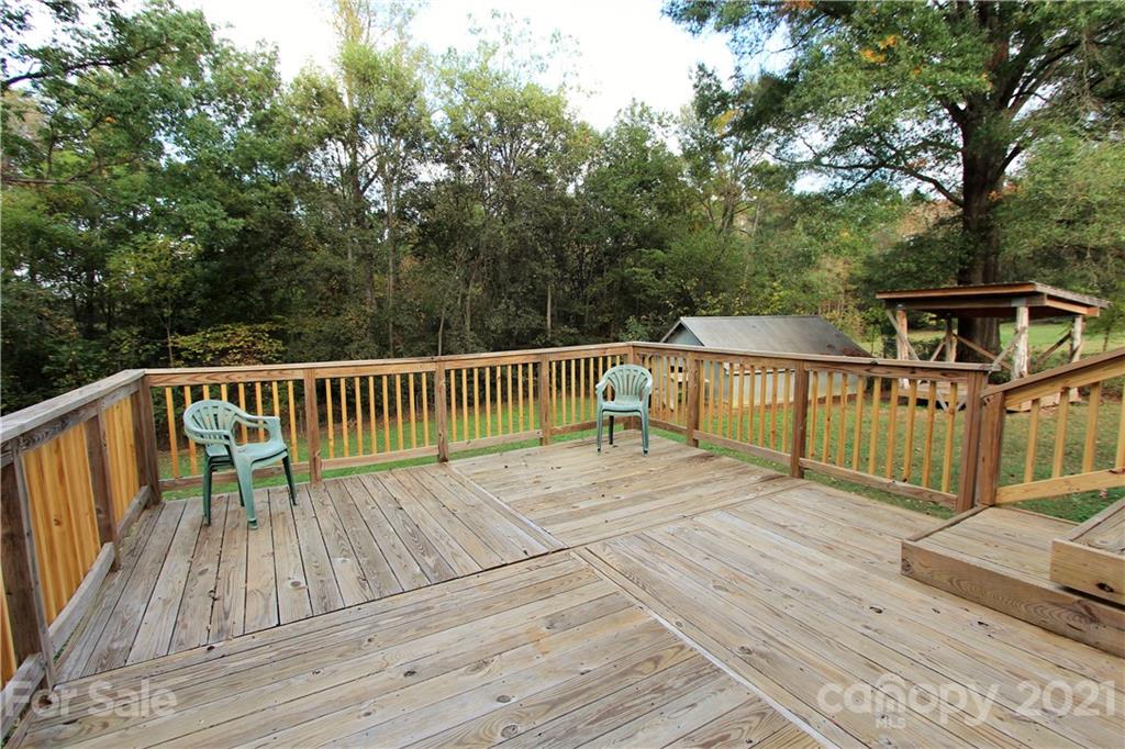 2601 Starnes Road Charlotte, NC 28214 - Photo 17 of 40 Gallery Image 17