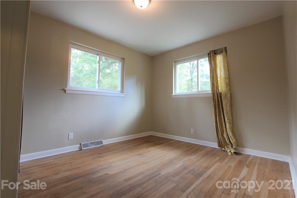 2601 Starnes Road Charlotte, NC 28214 - Photo 18 of 40 Gallery Image 18