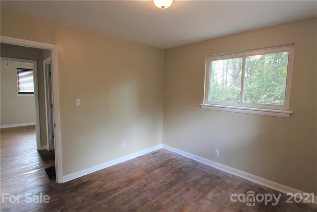 2601 Starnes Road Charlotte, NC 28214 - Photo 20 of 40 Gallery Image 20