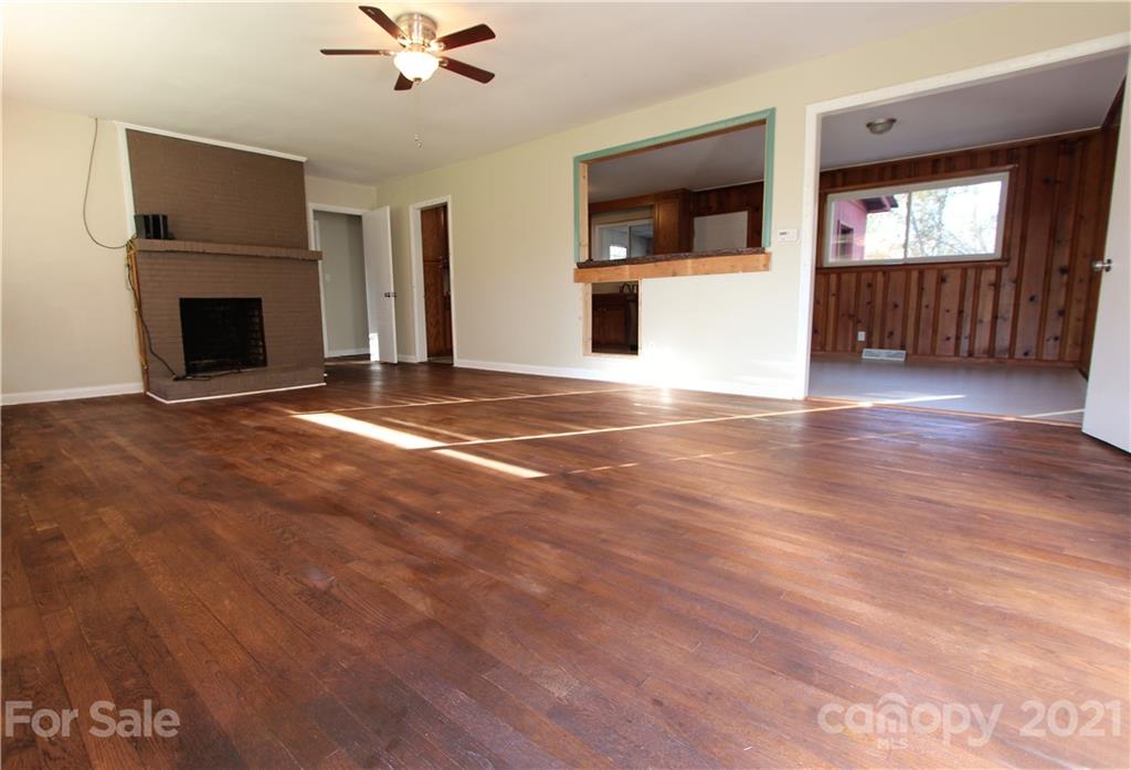 2601 Starnes Road Charlotte, NC 28214 - Photo 8 of 40 Gallery Image 8