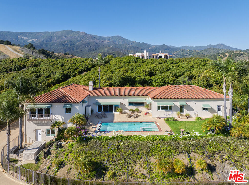 10890 Highway 101 Goleta, CA 93117 - Photo 5 of 29 an aerial view of a house with a garden