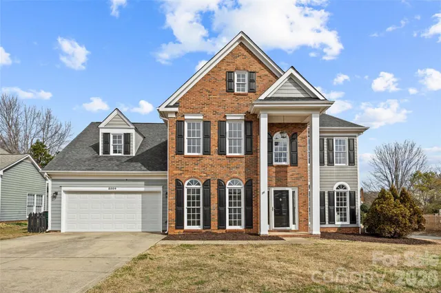 $650,000 | 8504 Tonawanda Drive, Charlotte, NC 28277
