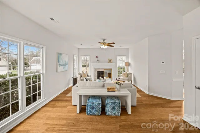 $650,000 | 8504 Tonawanda Drive, Charlotte, NC 28277