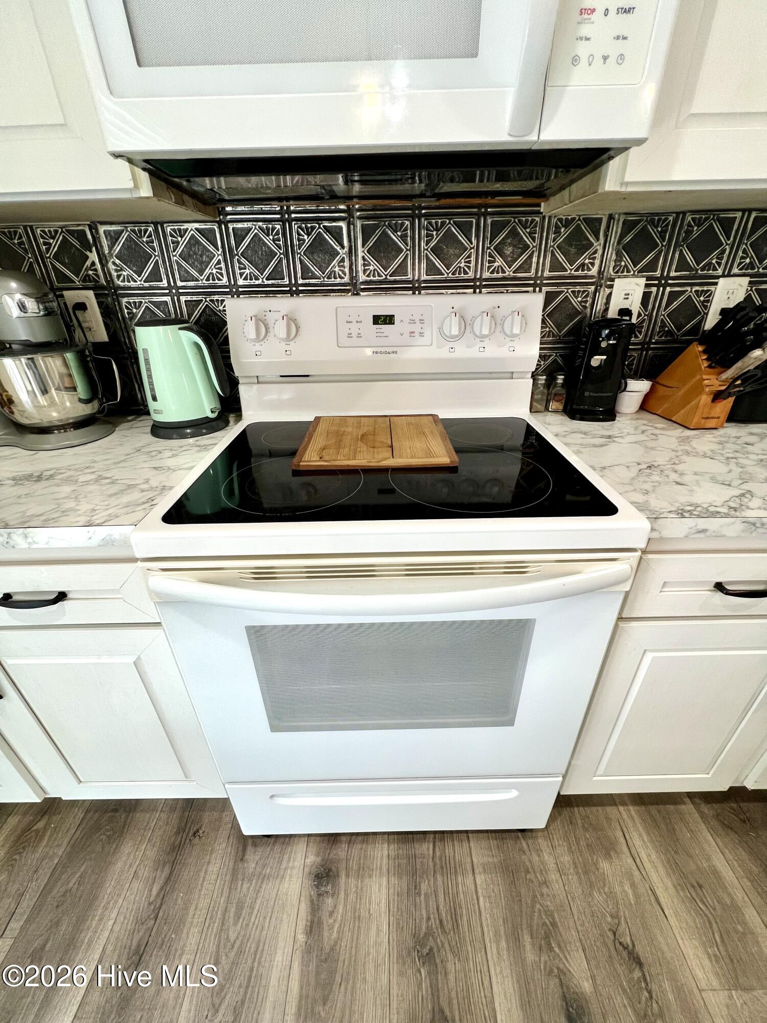 9556 Silver Spoon Road Clarkton, NC 28433 - Photo 9 of 35 9556 s p rd 46