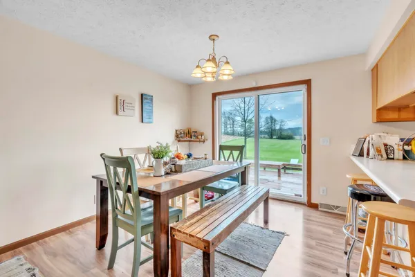$464,900 | 10922 East 1000 North, Kendallville, IN 46755