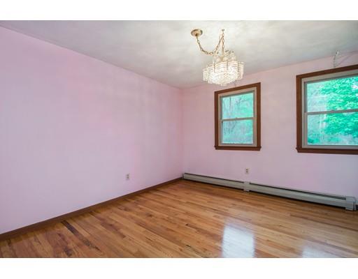 15 Lexington Road Shrewsbury, MA 01545 - Photo 5 of 28 Gallery Image 5
