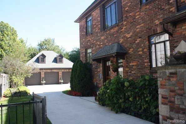 668 Middlesex Road Grosse Pointe, MI 48230 - Photo 19 of 23 668 Middlesex - Drive - Copy.jpg