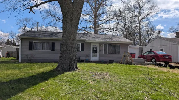 $160,000 | 2703 Lawndale Drive, Champaign, IL 61821