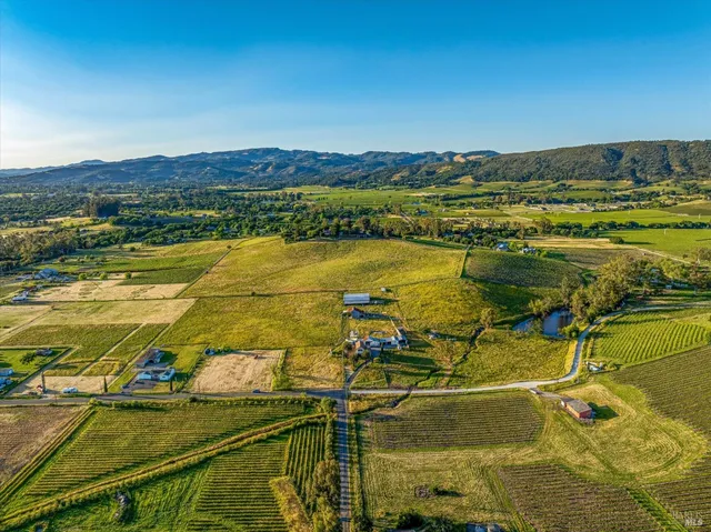 $2,650,000 | 2710 Knob Hill Road, Sonoma, CA 95476