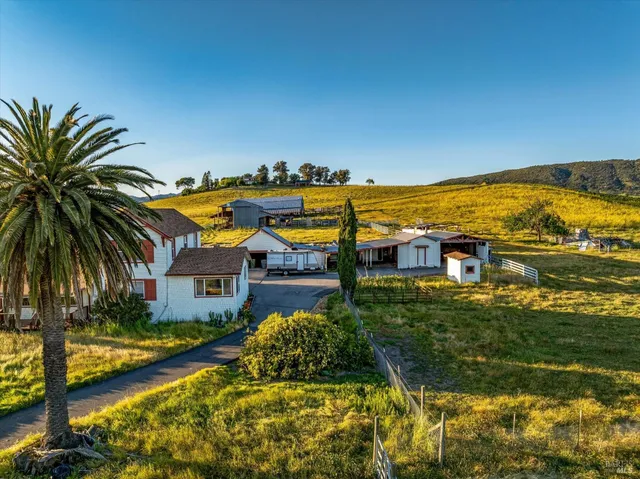 $2,650,000 | 2710 Knob Hill Road, Sonoma, CA 95476