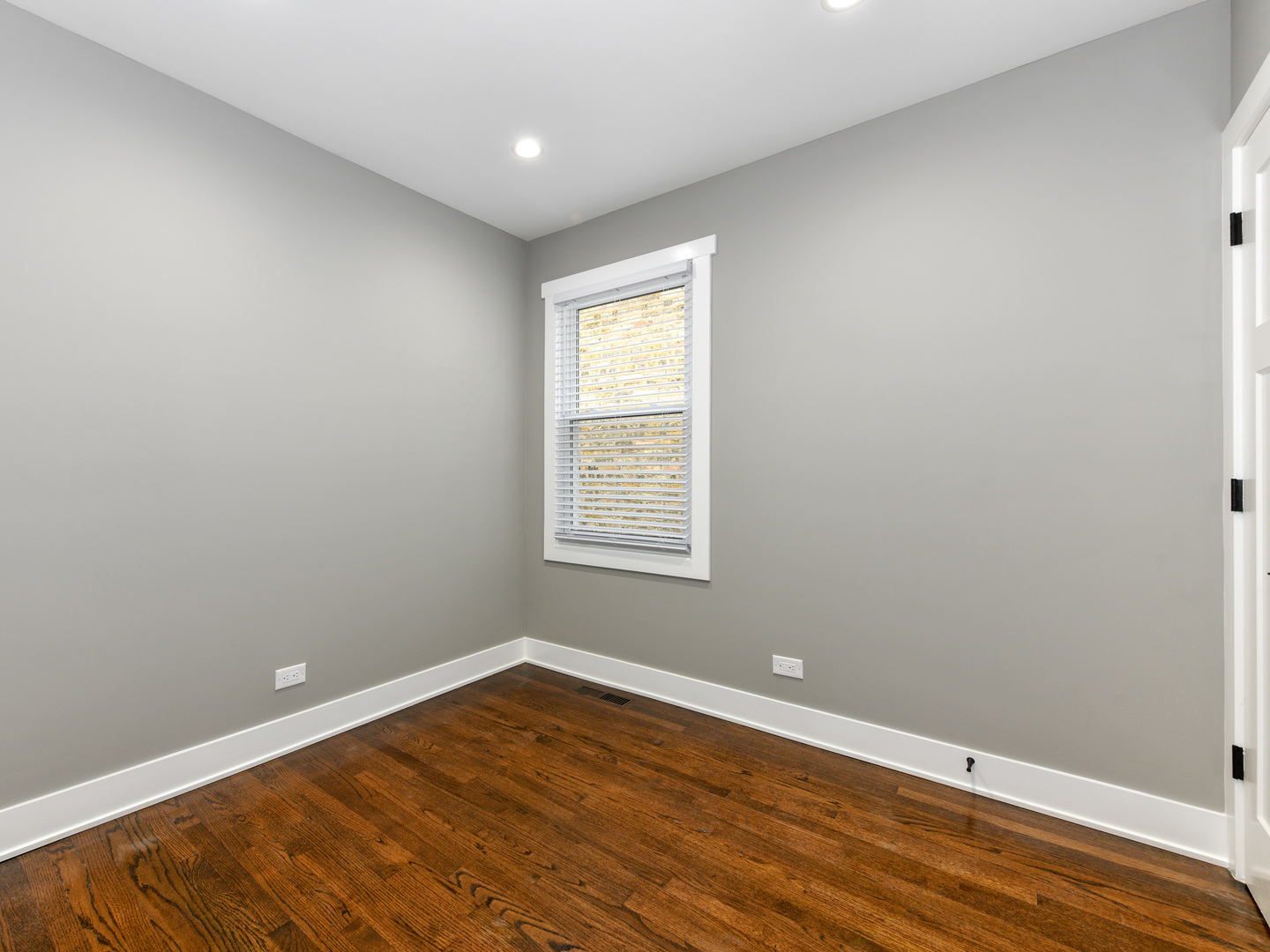 2613 North Rutherford Avenue Chicago, IL 60707 - Photo 13 of 34 Gallery Image 13